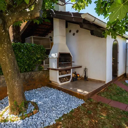 House Ingrid
