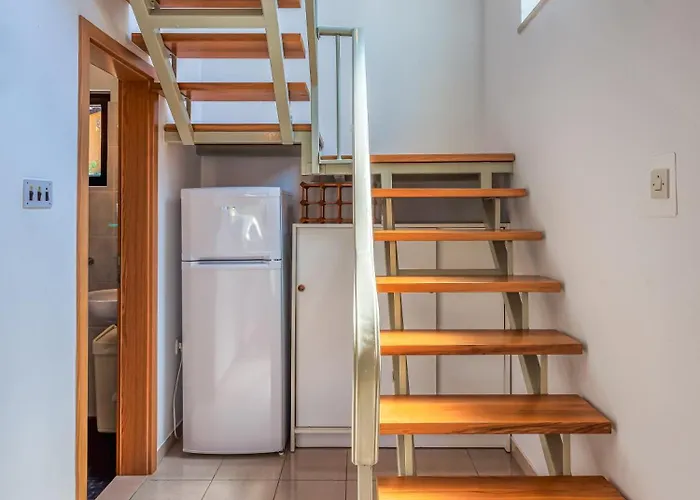 House Ingrid * Малинска